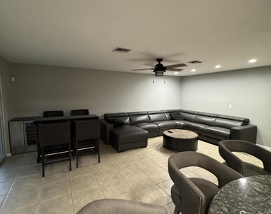 355 Se 7th Street - Photo Thumbnail 20