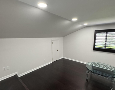 355 Se 7th Street - Photo Thumbnail 43