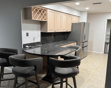 355 Se 7th Street - Photo Thumbnail 18
