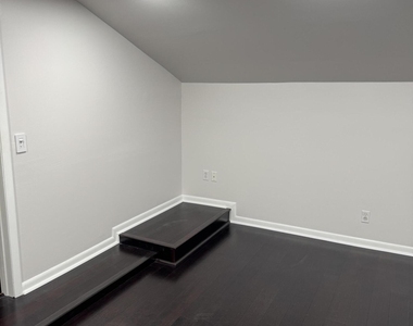 355 Se 7th Street - Photo Thumbnail 7