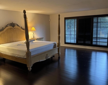 355 Se 7th Street - Photo Thumbnail 22