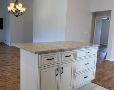 10174 Plum Street - Photo Thumbnail 3