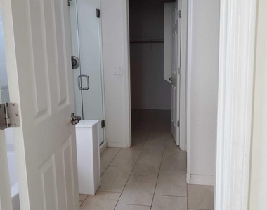 9987 W Foothill Drive - Photo Thumbnail 31