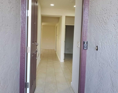 9987 W Foothill Drive - Photo Thumbnail 2
