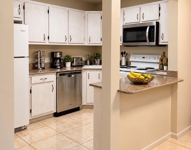 127 Lake Pine Circle - Photo Thumbnail 2