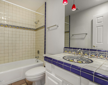 4200 N Miller Road - Photo Thumbnail 18