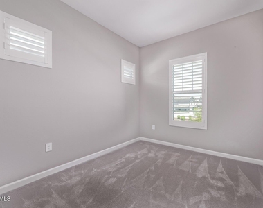 17118 N 50th Way - Photo Thumbnail 24