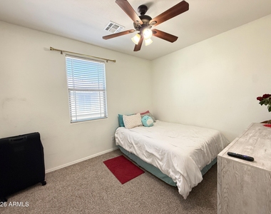 8115 W Lynwood Street - Photo Thumbnail 12