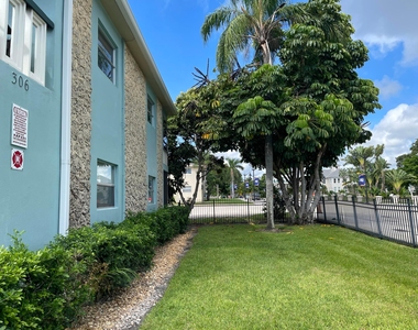 306 E Ocean Avenue - Photo Thumbnail 14