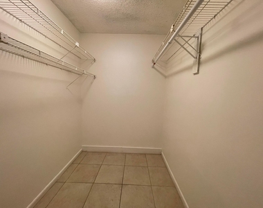 306 E Ocean Avenue - Photo Thumbnail 10