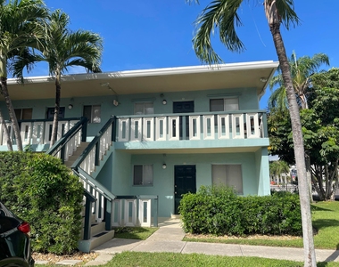 306 E Ocean Avenue - Photo Thumbnail 1