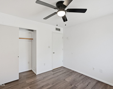 1660 W Village Way - Photo Thumbnail 18