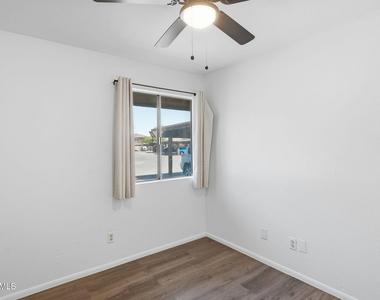 1660 W Village Way - Photo Thumbnail 15
