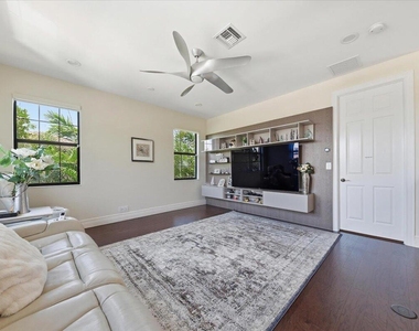 9769 Bozzano Drive - Photo Thumbnail 22