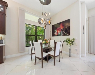 9769 Bozzano Drive - Photo Thumbnail 10