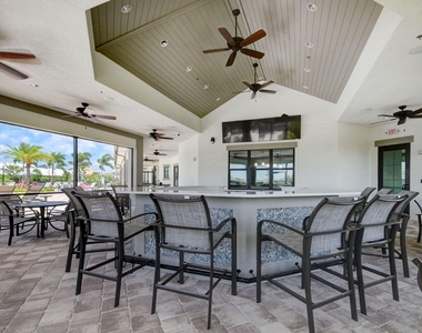 8274 Cadre Noir Road - Photo Thumbnail 15