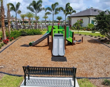 8274 Cadre Noir Road - Photo Thumbnail 17