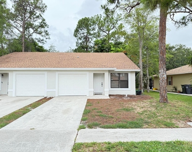 1065 Mulberry Place - Photo Thumbnail 2