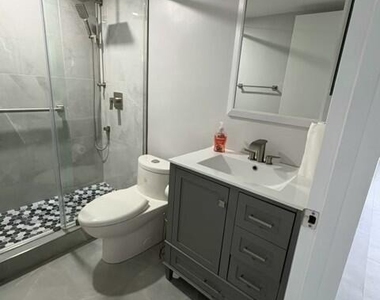 1064 Exeter D - Photo Thumbnail 11
