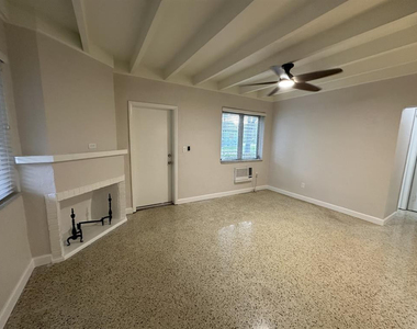 1300 E Broward Boulevard - Photo Thumbnail 1