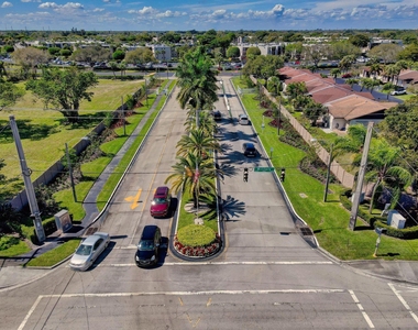 5130 Las Verdes Circle - Photo Thumbnail 46