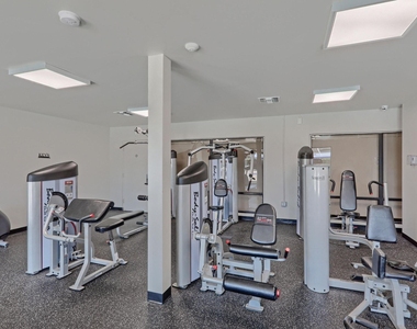 5130 Las Verdes Circle - Photo Thumbnail 30