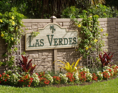 5130 Las Verdes Circle - Photo Thumbnail 23
