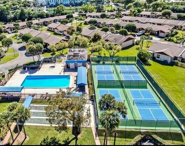 5130 Las Verdes Circle - Photo Thumbnail 44