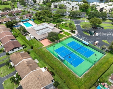 5130 Las Verdes Circle - Photo Thumbnail 26