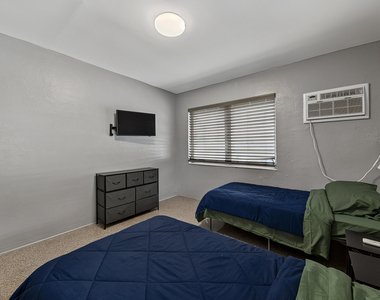 2312 Ne 4th Street - Photo Thumbnail 14