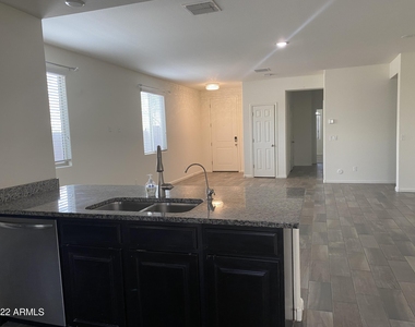 25218 N 54th Drive - Photo Thumbnail 4