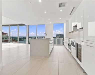 153 N Seabreeze Boulevard - Photo Thumbnail 59