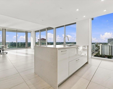 153 N Seabreeze Boulevard - Photo Thumbnail 60