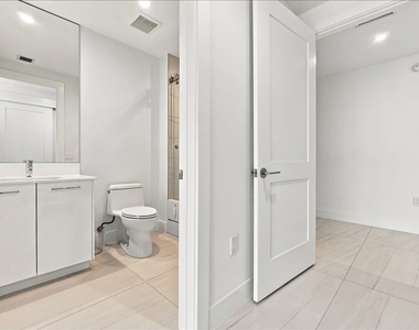 153 N Seabreeze Boulevard - Photo Thumbnail 81