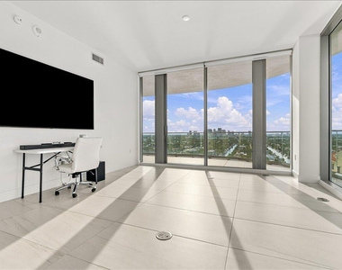 153 N Seabreeze Boulevard - Photo Thumbnail 51