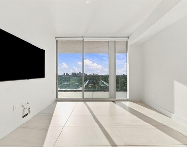 153 N Seabreeze Boulevard - Photo Thumbnail 69