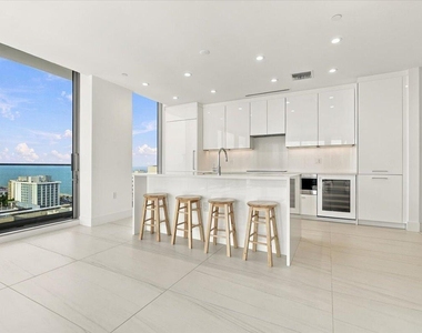 153 N Seabreeze Boulevard - Photo Thumbnail 61