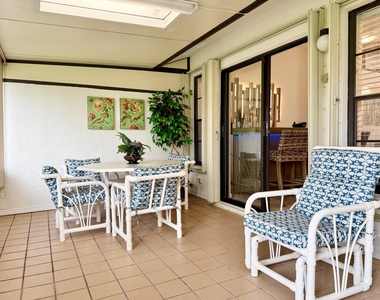 10938 Roebelini Palm Court - Photo Thumbnail 20
