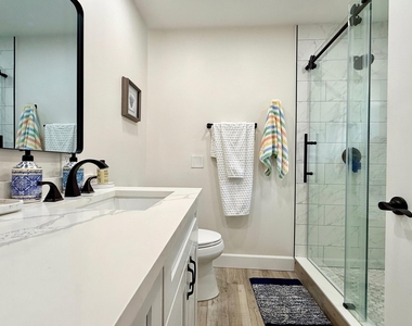 10938 Roebelini Palm Court - Photo Thumbnail 24