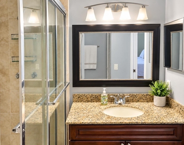 860 Cypress Park Way - Photo Thumbnail 14