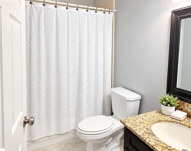 860 Cypress Park Way - Photo Thumbnail 9