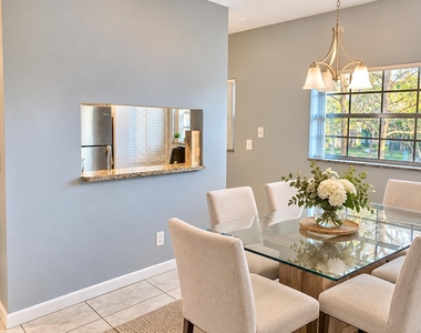 860 Cypress Park Way - Photo Thumbnail 5