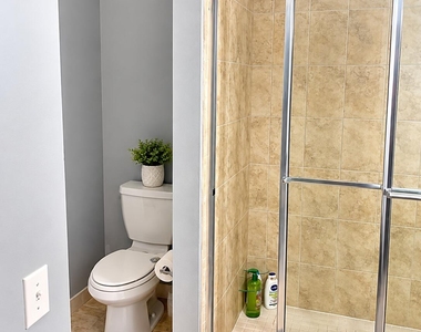 860 Cypress Park Way - Photo Thumbnail 16