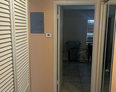 3272 Coral Ridge Drive - Photo Thumbnail 13
