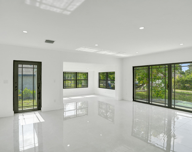 3234 Taft Street - Photo Thumbnail 35