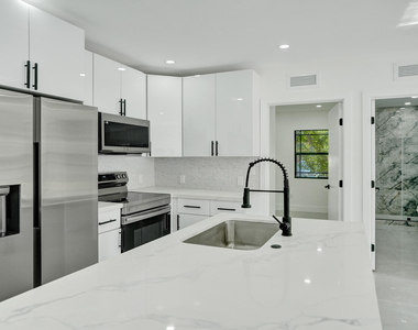 3234 Taft Street - Photo Thumbnail 66