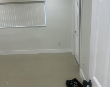 2900 Nw 187th Street - Photo Thumbnail 2