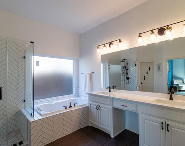 1361 Kirkwood Lane - Photo Thumbnail 11