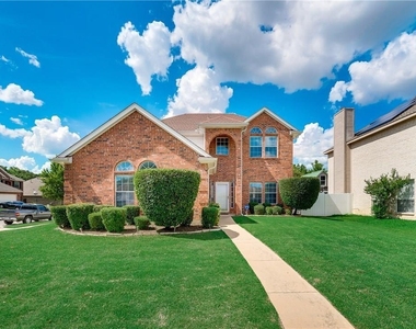 2609 Creekbend Drive - Photo Thumbnail 1