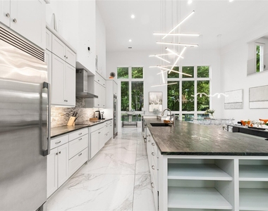 4605 E Parker Road - Photo Thumbnail 5